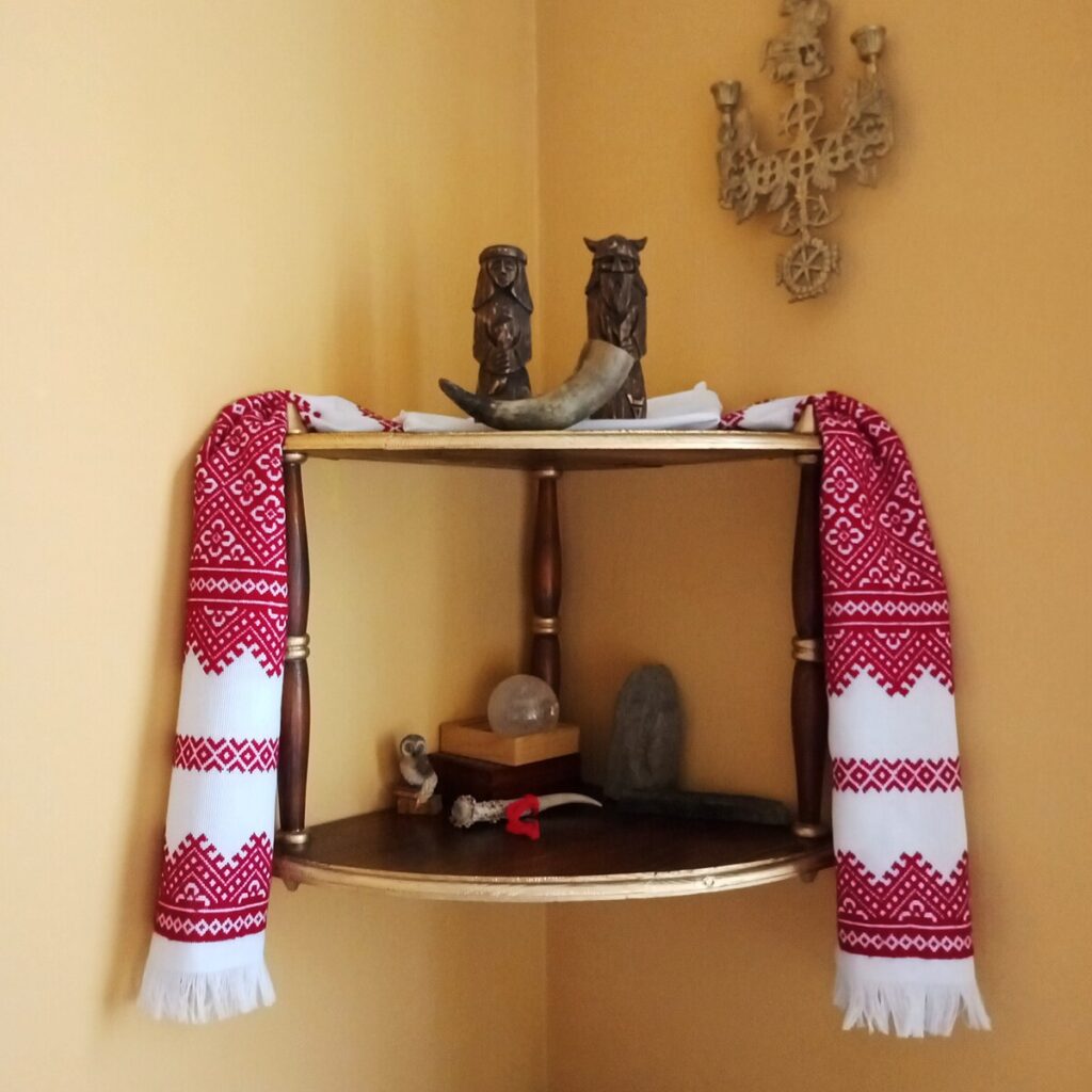 corner shelves for DIY budget-friendly wall makeover